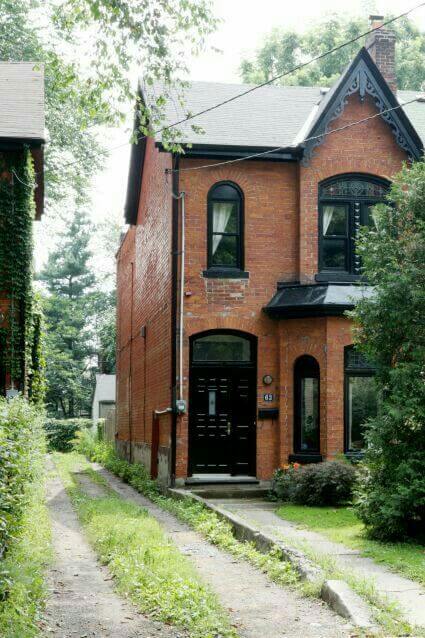 Brown Red Brick Homes Paint