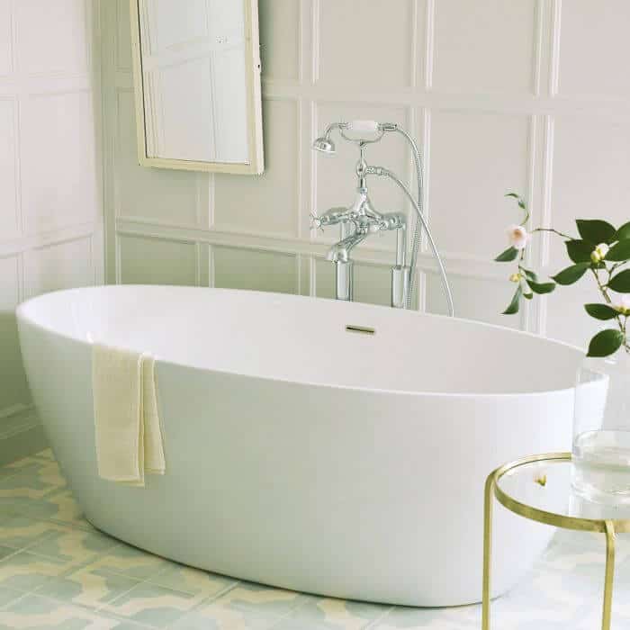 freestanding bath curved